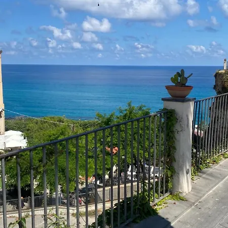 Le Grazie Bed & Breakfast 4*