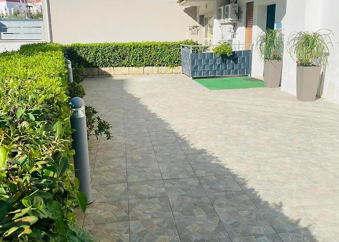 Alojamento de Acomodação e Pequeno-almoço Le Grazie Tropea